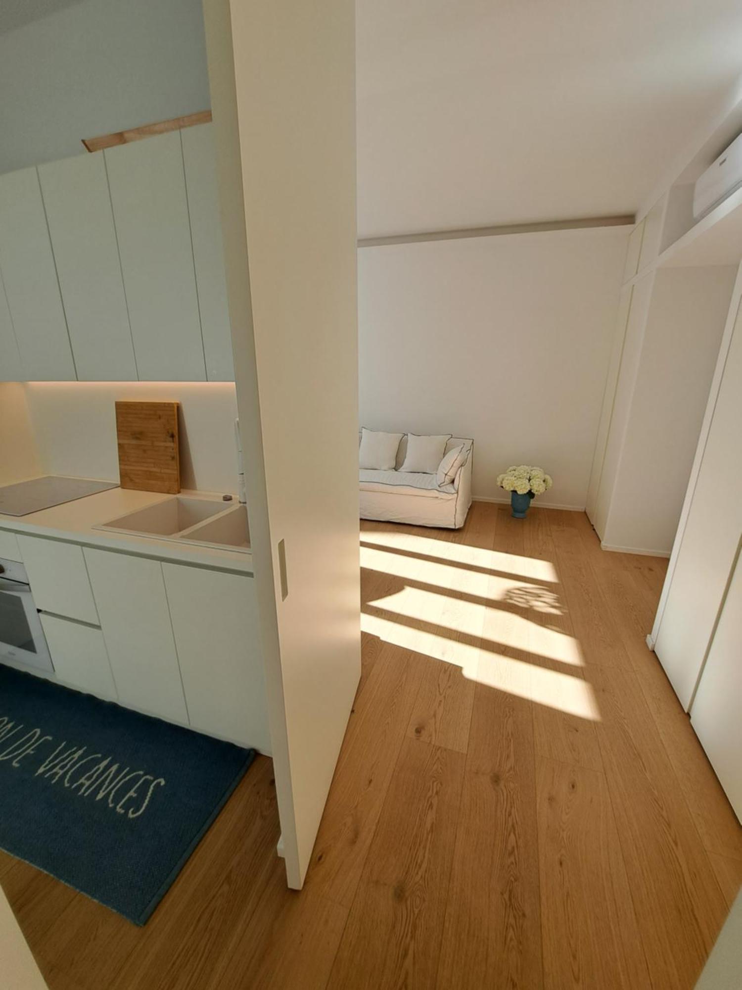 The Window On The Theatre And The Cathedral - Luxury Apartment 코모 외부 사진